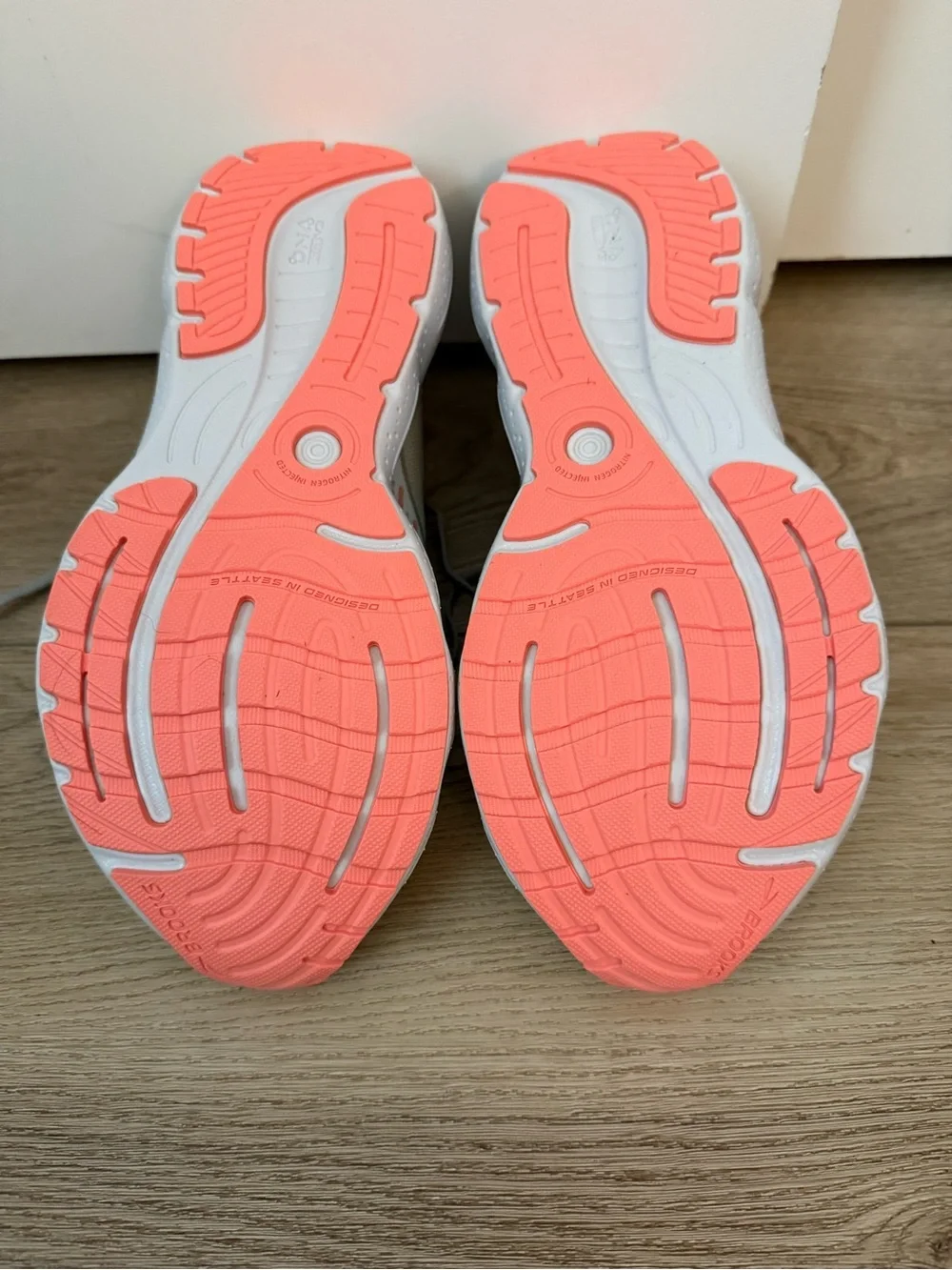 Women’s Brooks Glycerin 20 running shoe 8.5 - Picture 6 of 11